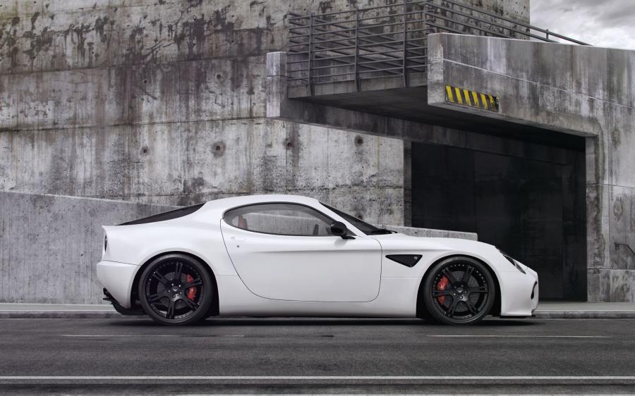  Alfa Romeo 8C Competizione by Wheelsandmore 2012 года  (фото 5 из 5)